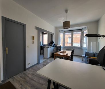 Location Appartement 2 pièces 42m² - Photo 2