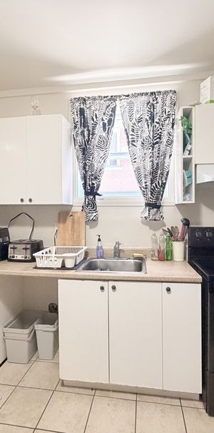 5 1/2 Spacieux En PROMO à Montcalm - Photo 1