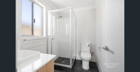 Brand New in Coastal Two Rocks! - Photo 3