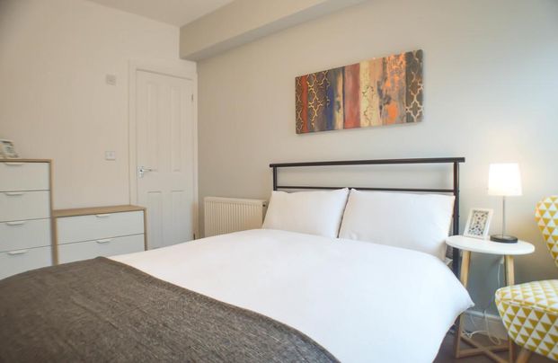 1 bedroom in a house share to rent - Photo 1