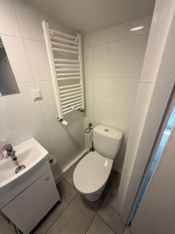 Do wynajęcia mieszkanie przy Placu Niepodległości. - Фото 4