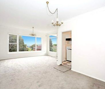 Wollstonecraft - Photo 2