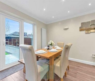 Windermere Avenue, Hornchurch, RM12 - Photo 4