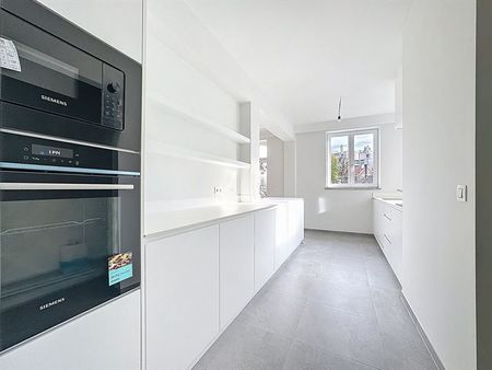 Place Stéphanie! Superbe appartement 3 chambres avec Terrasse - Photo 5