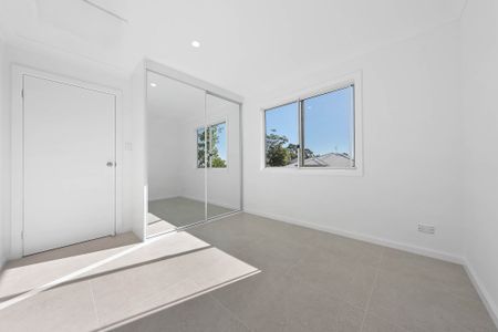 12a Gazelle Crescent, Fletcher NSW 2287 - House For Rent | Domain - Photo 5