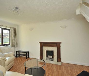 2 bedroom semi-detached house to rent - Photo 5