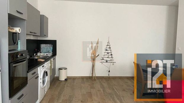 Appartement à louer - Nîmes 3 pièces de 75 m² - Photo 1