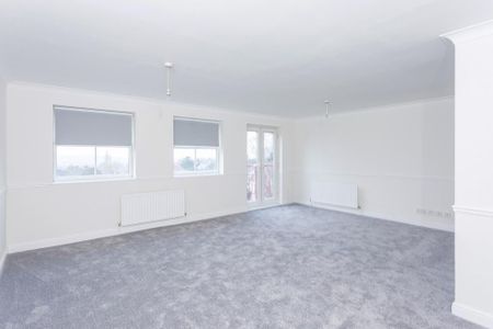2 bedroom flat to rent - Photo 2