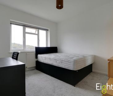 4 bedroom terraced house to rent - Photo 4