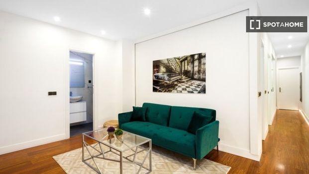 3 room luxury Flat for rent in Madrid, Spain - Foto 1