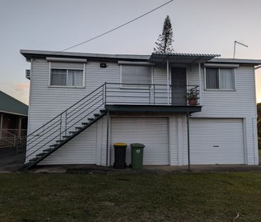 LARGE FAMILY HOME ON CHURCH GROUNDS - Photo 2