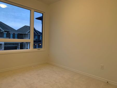 For Lease - 262 Marigold Court, Milton, Ontario - Photo 5