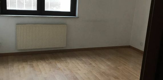 FORBACH F2 CENTRE VILLE DANS RESIDENCE AVEC ASCENSEUR - Photo 2