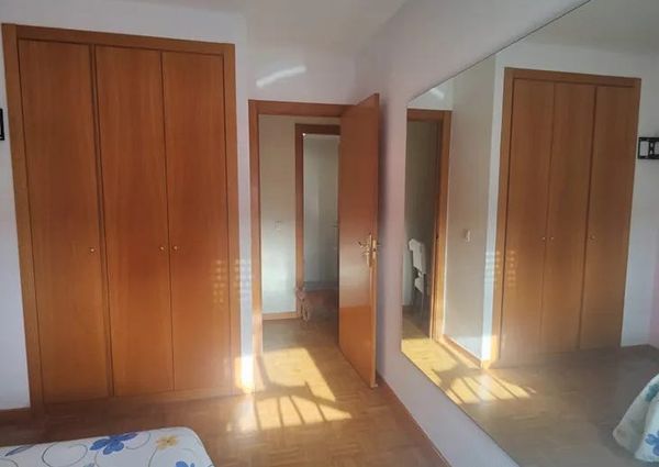 Calle de Eduardo Barreiros, Madrid, Community of Madrid 28041