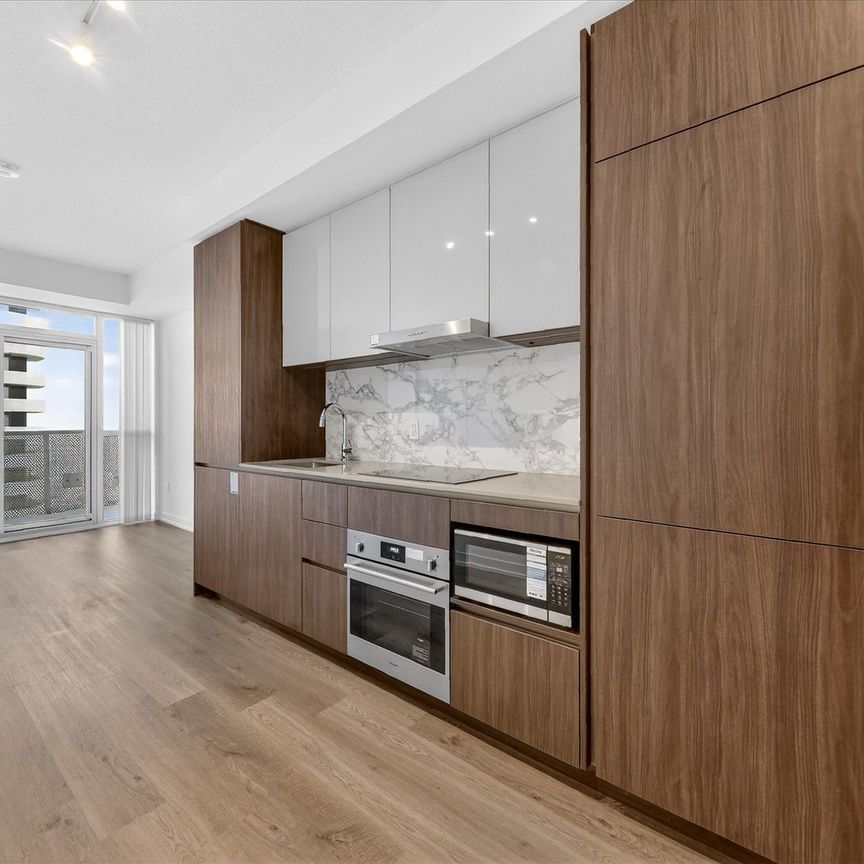 For Lease - 8 Interchange Way Unit# 5601, Vaughan, Ontario - Photo 1