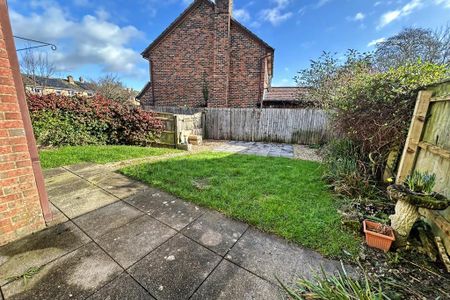 3 bedroom detached house to rent - Photo 5