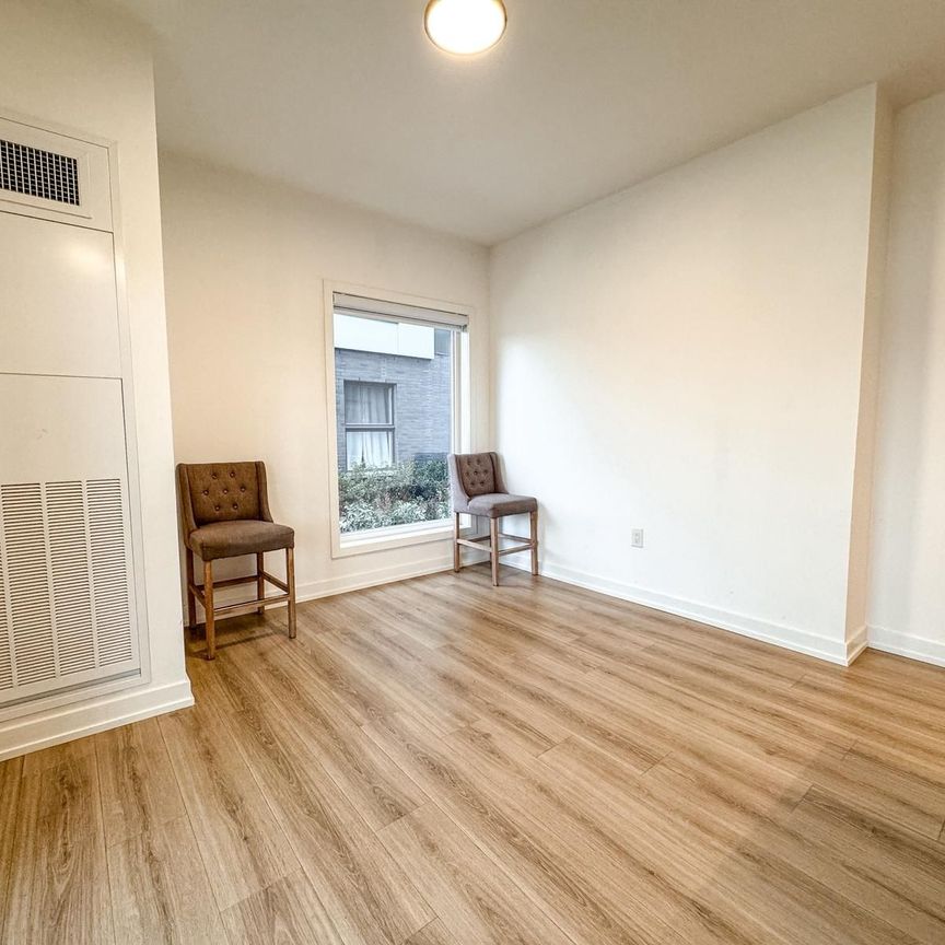 For Lease - 20 Lagerfeld Drive Unit# 06, Brampton, Ontario - Photo 1