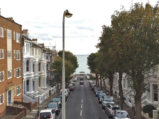 1 bedroom flat to rent - Photo 1