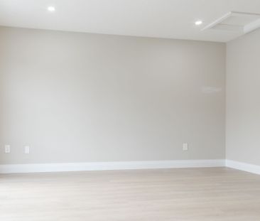 For Lease - 54 Warren Trail, Welland, Ontario - Photo 3