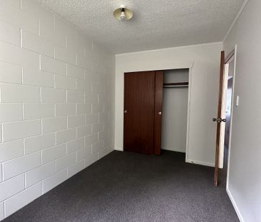 Tidy 2 bedroom Unit! - Photo 6