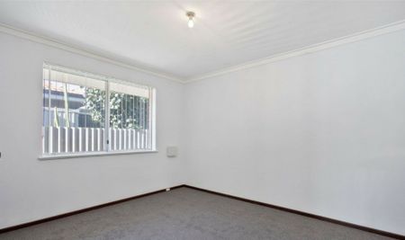 Plenty of Space! - Photo 3