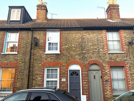 3 bedroom terraced house to rent - Photo 5