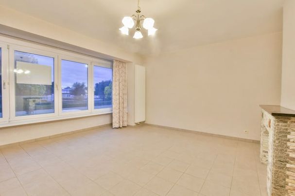 Appartement te huur - Photo 1