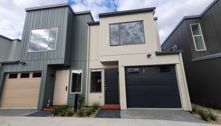 "The Gables" Residence - 3 bedroom townhouse - Photo 5