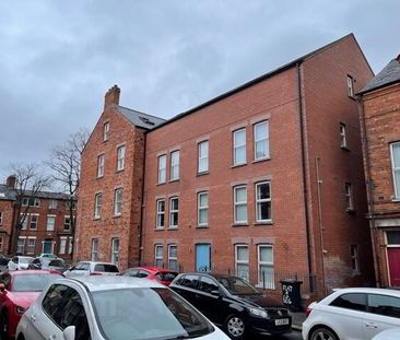 Apt 1-2a Eglantine Gardens, BT96EZ, Belfast - Photo 2