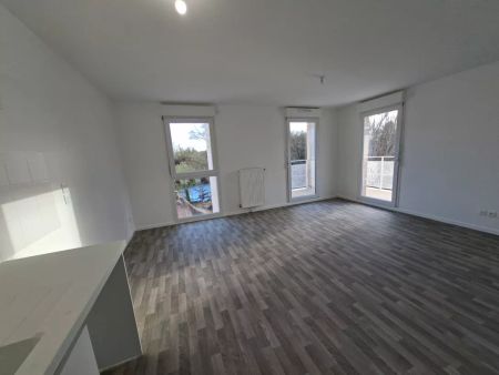 Location appartement T4 82.88m² à Savigny-Le-Temple (77176) - Photo 2