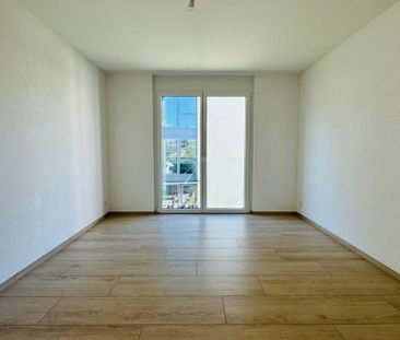 Nachmieter gesucht per 1.12.2026 - neuwertige 2.5-Zimmer-Wohnung in Reinach - Foto 1