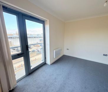 2 bedroom apartment to rent - Photo 6