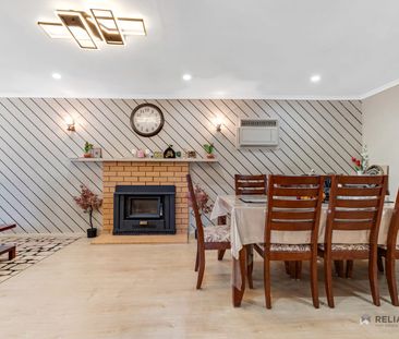 31 Carnoustie Drive, Sunbury, Vic 3429 - Photo 3