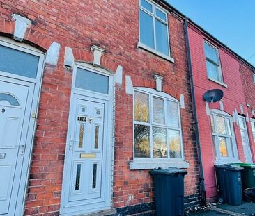 Wellington Road, Tipton, DY4 8RS - Photo 1