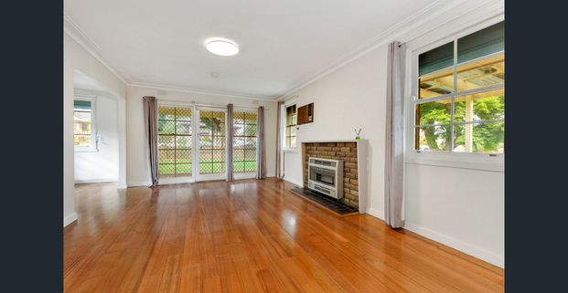 LOVELY 3 BEDROOM FAMILY HOME..... - Photo 1