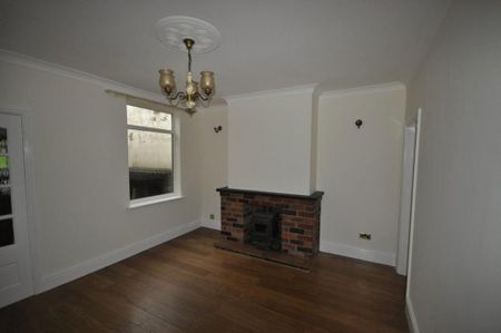 2 bedroom terraced house to rent - Photo 3
