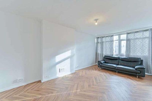 Lympstone Gardens, Peckham, SE15 - Photo 1