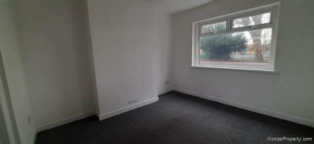 3 bedroom property to rent in Grimsby - Photo 1