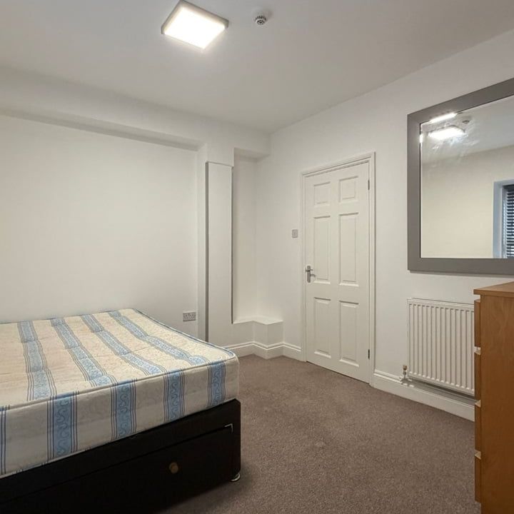 1 Bed Flat, Castle Hill, RG1 - Photo 1