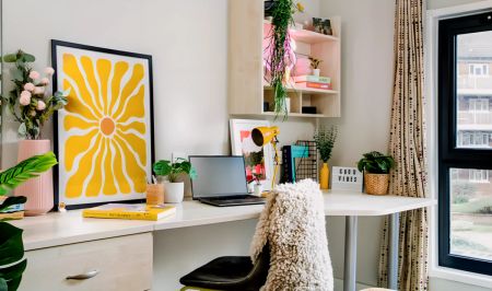 Large Studio - Photo 2