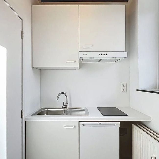 Appartement te huur in Liège voor € 500 met 1 slaapkamer - Foto 1