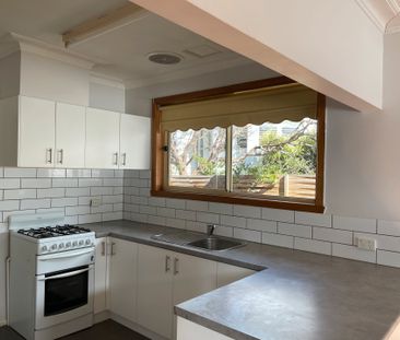 1/37-39 Clarke Street, Newtown - Photo 3