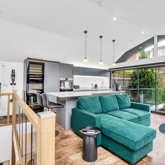 5 bedroom terraced house to rent - Photo 1