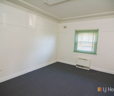 Extension Estate Family Home - Photo 5