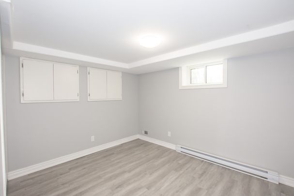 Updated 2-Bedroom Lower Unit in Welland! - Photo 1