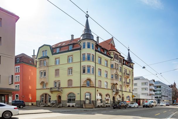 Grosszügige Wohnung nähe Bundesverwaltungsgericht - Photo 1