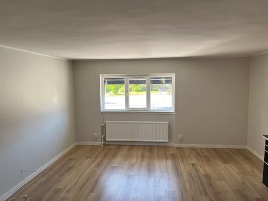 Lidköpingsvägen, Skara - Foto 1