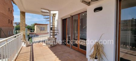 4 room luxury House for rent in Castelldefels, Catalonia - Photo 5