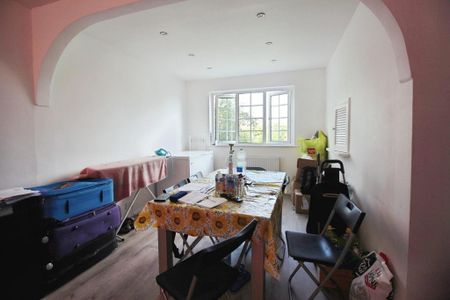 3 bedroom terraced house to rent - Photo 2