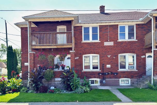 For Lease - 5038 HURON Street, Niagara Falls, Ontario - Photo 1